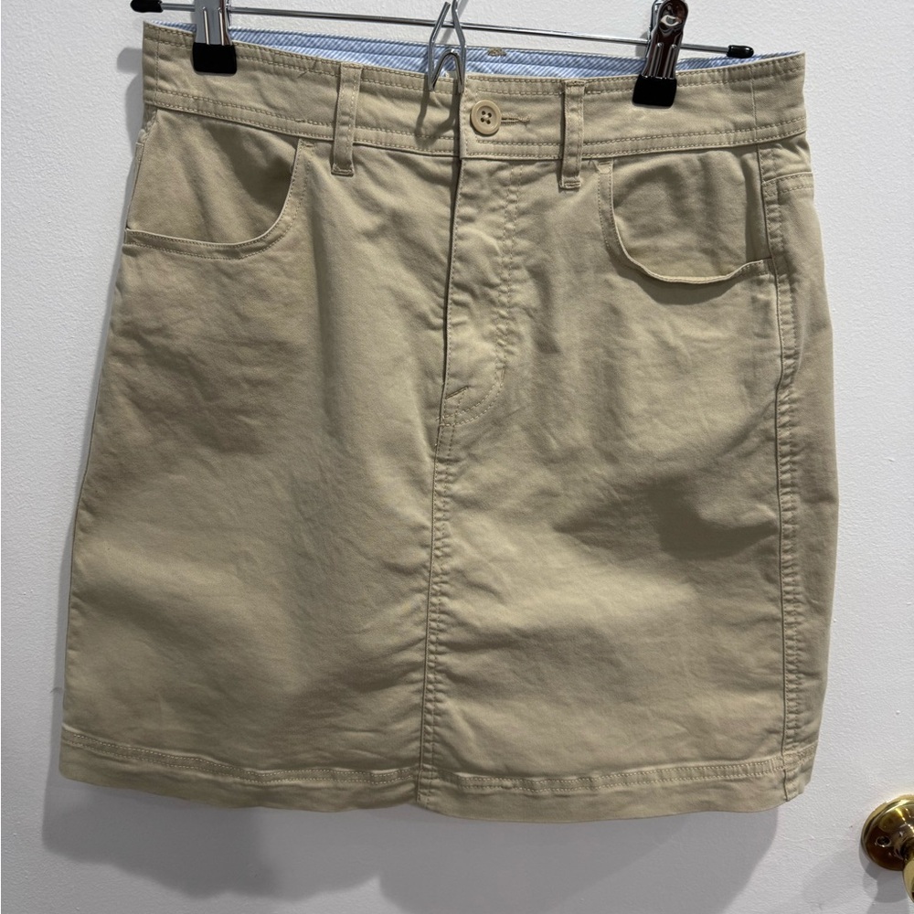 Classic women’s chino Skirt